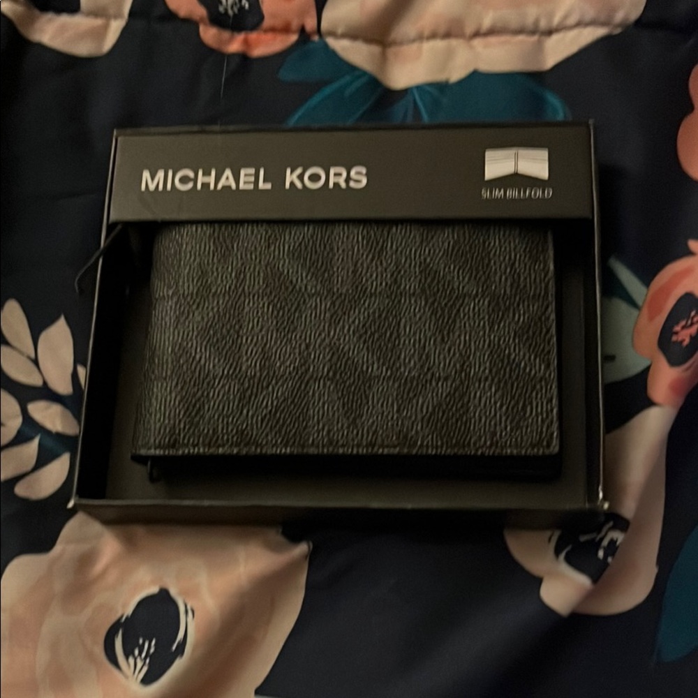 Michael Kors Black Slim Billfold Wallet